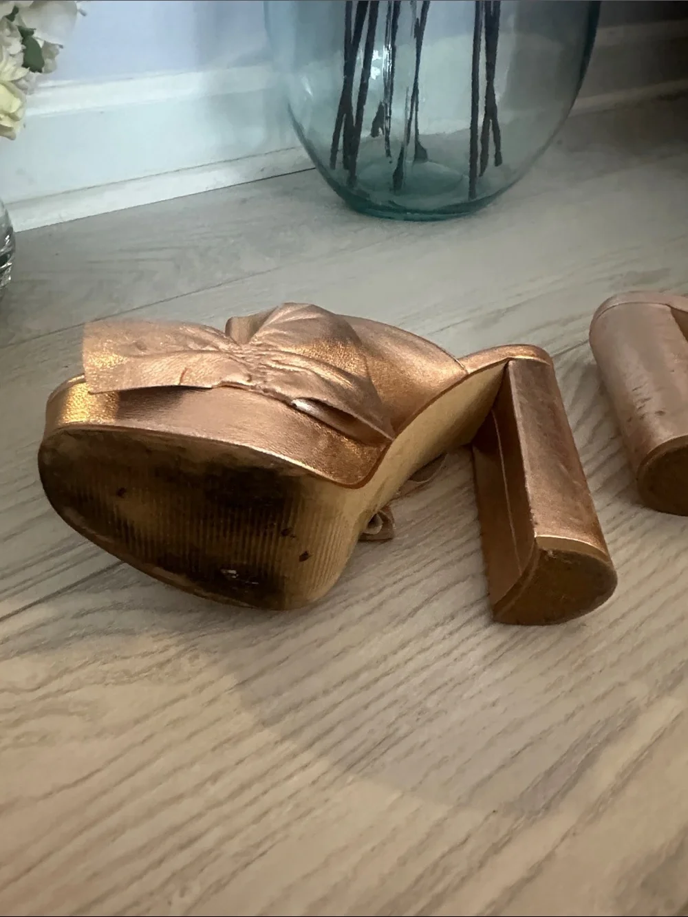 Shellys London Metallic Copper Ruffle Block Heel Mules - Picture 5 of 7